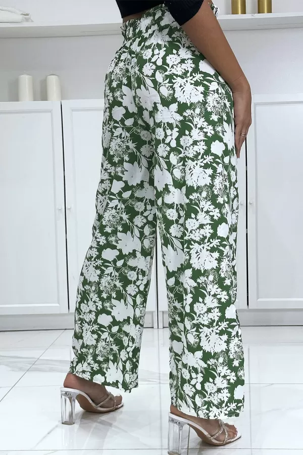 Pantalon palazzo vert et blanc motif fleuris tendance et chic|10,50 €|OKKO MODE