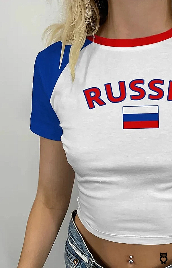T-shirt blanc écriture Russia en rouge et bleu et drapeaux de la Russie d'été pour femmes okko mode 2024|6,16 €|OKKO MODE