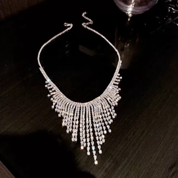 Collier Pompon Cristal Élégance Unique & Sophistiquée pour Femme|5,24 €|OKKO MODE
