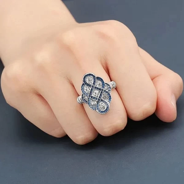 Bague en émail bleu forme vintage pavée CZ blanc, design unique|2,96 €|OKKO MODE