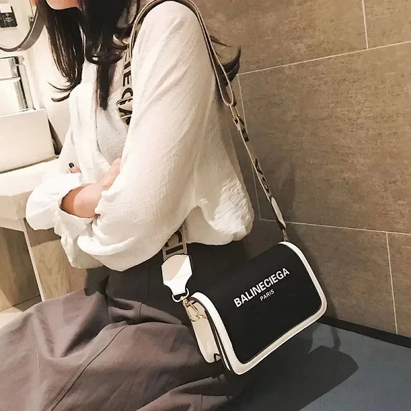 Sac à Main à Bandoulière de Styliste de Luxe pour Femme, Nouvelle Marque|11,00 €|OKKO MODE