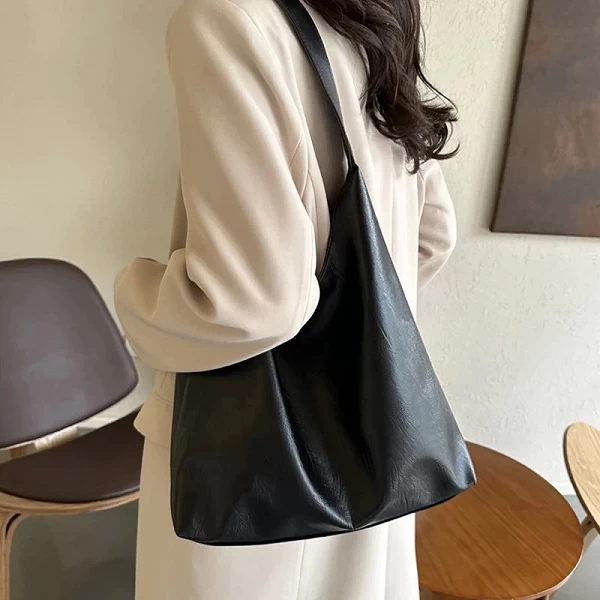 Sac à bandoulière en cuir souple pour femme - Grand sac fourre-tout rétro hand-made|6,44 €|OKKO MODE