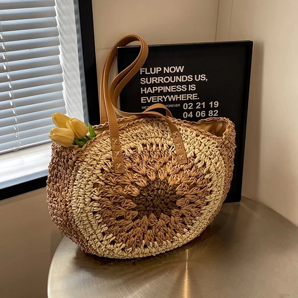 Sac de plage rond tissé avec fermeture à glissière - Accessoire chic pour l'été|12,00 €|OKKO MODE