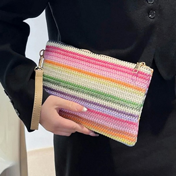 Pochette en paille bohème colorée rayée pour femmes - Sac à main rétro chic et tendance|6,00 €|OKKO MODE