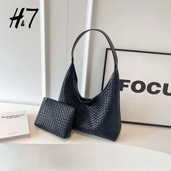 Crocodile Weave Weave Carrying Bag for Women, New Style, H7 Network, Celebrity, Large Capacity, Retro Fashion Trend, Initiated B|22,00 €|OKKO MODE