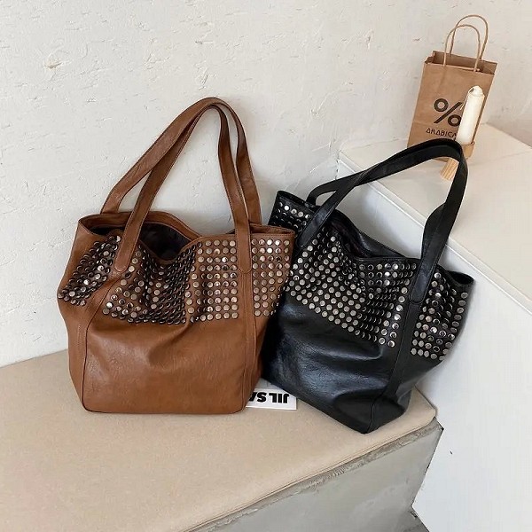 Sac à Main de Grande Capacité à Rivets pour Femme, Souple, Décontracté, Noir, Shopping, Hobo, Fourre-Tout de Voyage|23,91 €|OKKO MODE