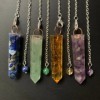 Reiki – pendule de guérison 7 Chakra, pendentif de radiesthésie en cristal naturel, Divination, puces en pierre, chaîne en métal|7,19 €|OKKO MODE