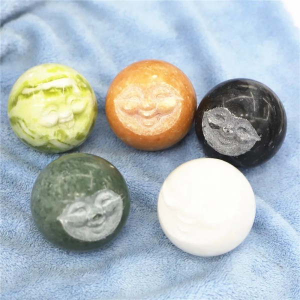 Boule de cristal en pierre naturelle avec visage souriant, décoration pour esprit maléfique, pendule de Table, 7 chakras, pierre