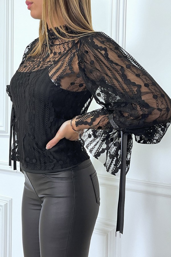 Blouse noire en tulle et dentelle à volants - 4