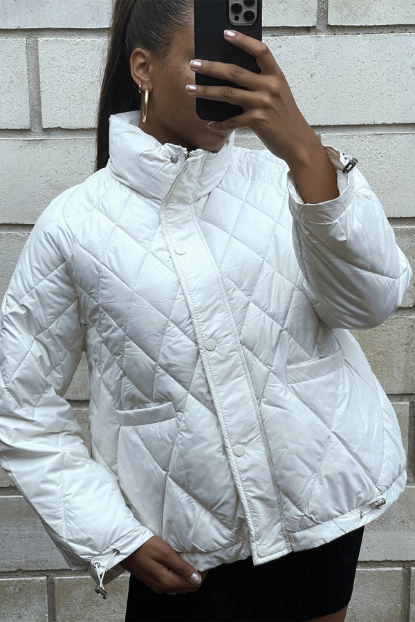 Manteau matelassé blanc très chic et ajustable

 - 4