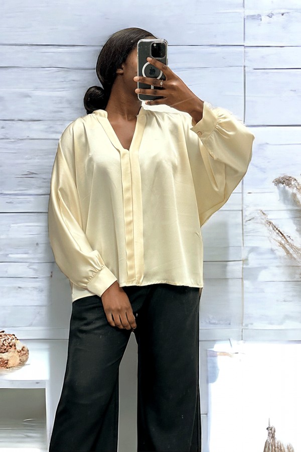 Blouse satiné écru coupe over size avec plis à l'avant  - 3