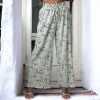 Pantalon palazzo plissé vert motif fleurs   - 1