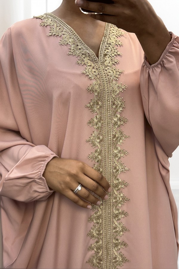 Longue abaya rose over size avec une jolie dentelle  - 5