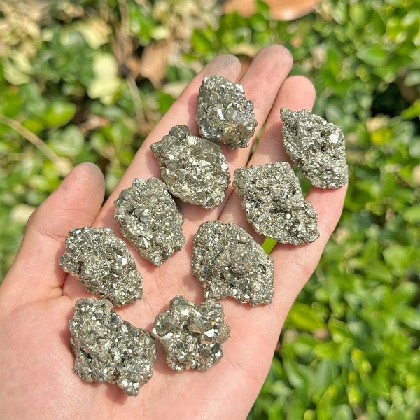 Pierres Naturelles de Pyrite et Chalcopyrite, Cube Irrégulier Original|2,00 €|OKKO MODE