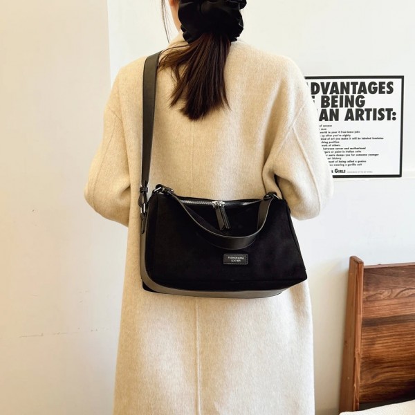 Sac à bandoulière en faux daim pour femme, sac à main à sangle réglable, fourre-tout vintage, fermeture à glissière, sac à bando|17,09 €|OKKO MODE