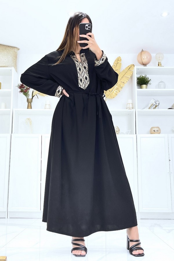 Robe noire à manches longues et sequin aux manches et au col - 3