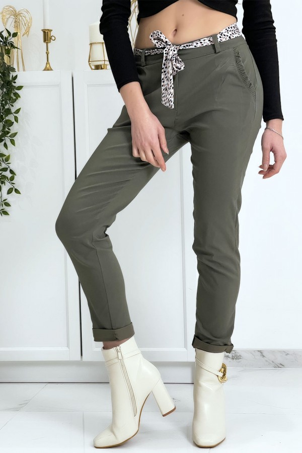 Pantalon strech kaki avec poches froufrou et ceinture - 4