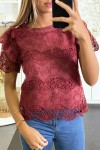 Top bordeaux doublé en dentelle et crochet avec manches bouffantes. - 1