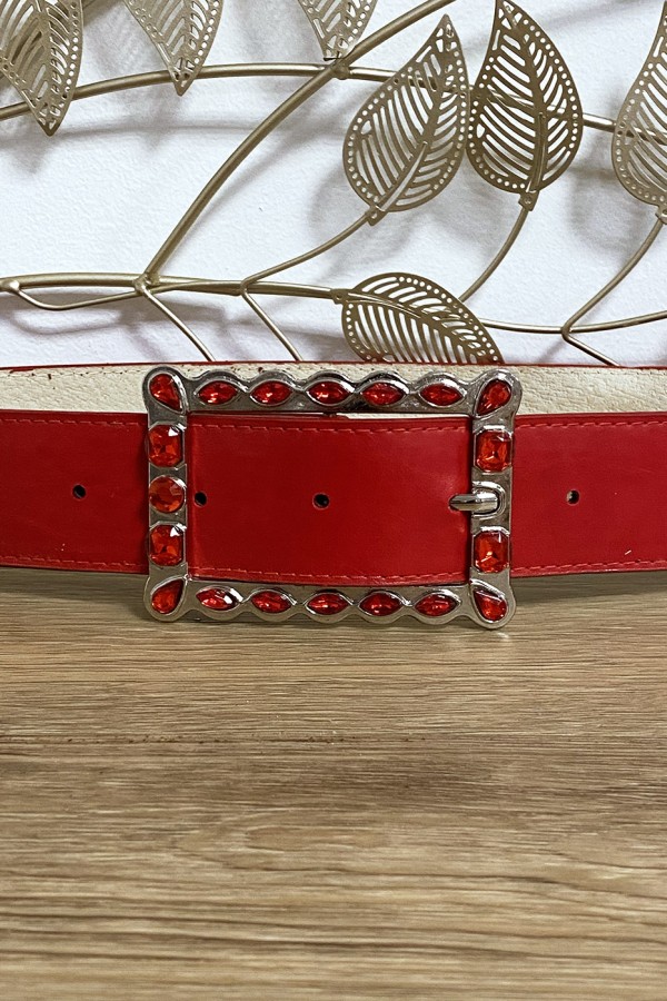 Ceinture rouge boucle rectangulaire ornée de strass - 2