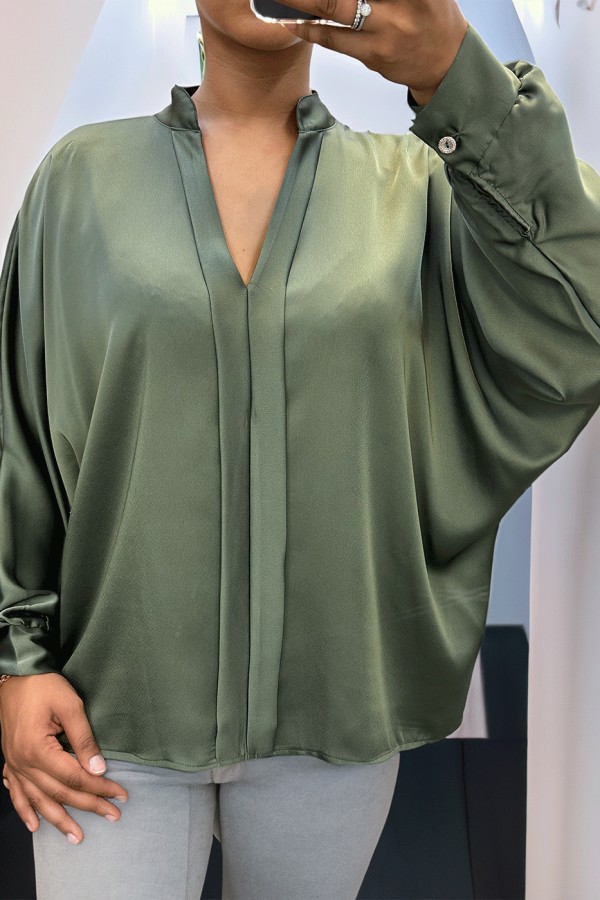 Blouse verte over size satiné avec plis - 1