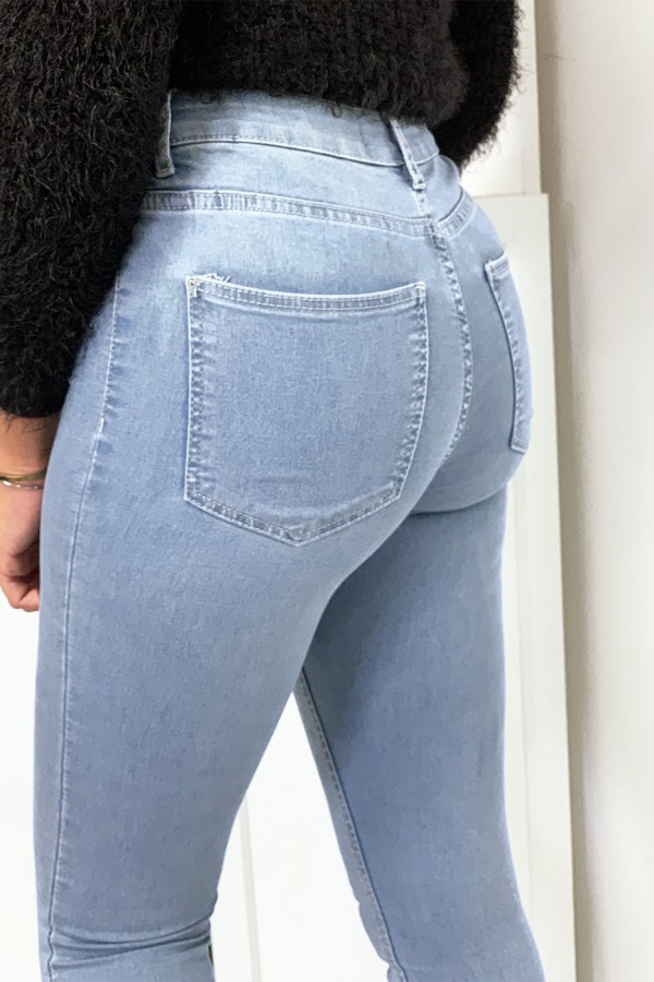 Jeans slim bleu clair avec poches arrière - 10