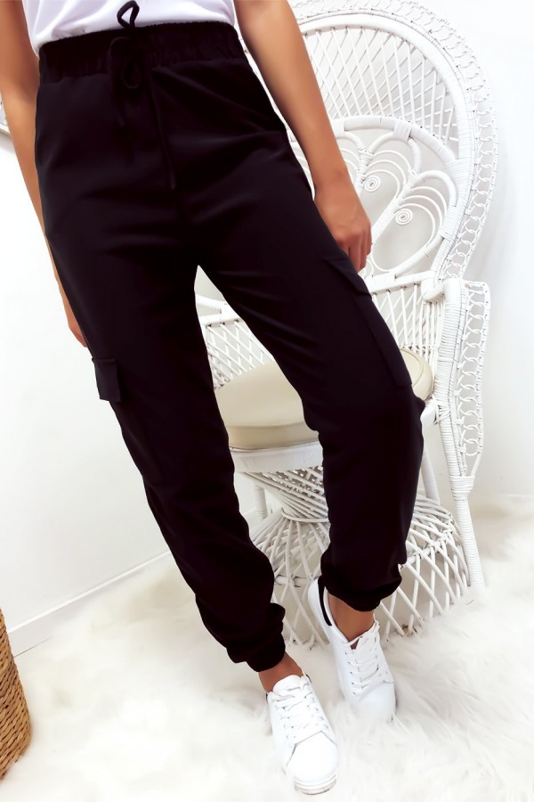 Pantalon treillis en noir avec poches et lacet - 1