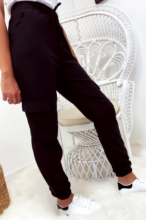 Pantalon treillis en noir avec poches et lacet - 3