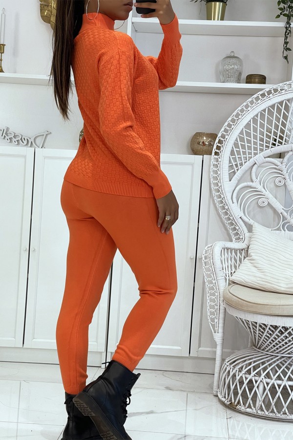 Ensemble d'hiver 3 pièces orange doudoune et jogging côteléStyle casual chic et cocooning - 2