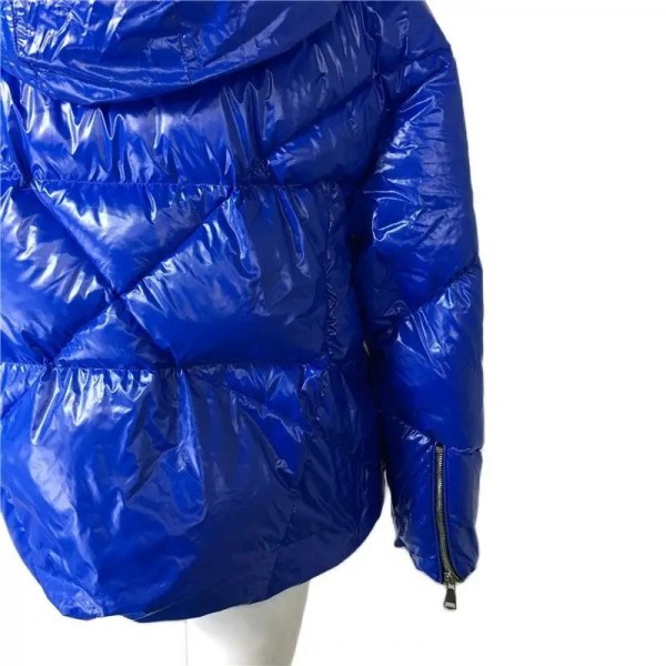 Veste d'hiver courte à capuche pour femmes en duvet bleu lumineux|329,39 €|OKKO MODE