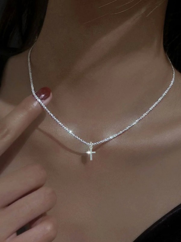 Collier ras du cou avec croix et clavicule, 1 pièce|1,79 €|OKKO MODE