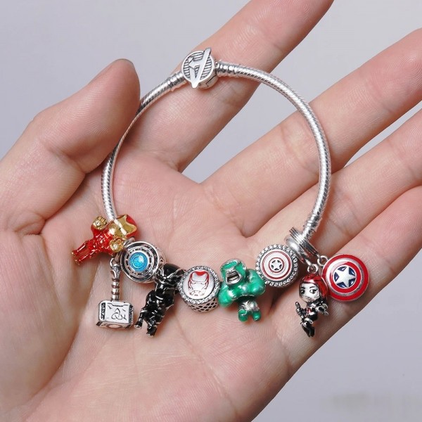 Perles de la Guerre des Étoiles, Bracelet Original avec Charms Mini Marvel et Rescuer Star|3,99 €|OKKO MODE