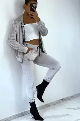 Ensemble pull col roulé over size et palazzo noir | 21,85 $ | OKKO MODE