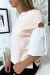Haut rose bi-matière avec manche bouffante dénudé | 3,41 $ | OKKO MODE