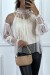 Blouse beige en tulle transparent perlé à col haut | 5,25 € | OKKO MODE