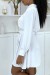Vestido camisero blanco con botones y cinturón | 10,24 $ | OKKO MODE