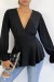 Blouse cache-coeur pailletée noire à volants | 21,85 $ | OKKO MODE