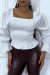 Blouse blanche froncée à manches bouffantes | €12.60 | OKKO MODE