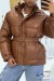 Grosse doudoune marron à ceinture et capuche effet brillant chaleureuse et glamour | 20,48 $ | OKKO MODE