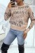 Pull taupe avec écriture Amour | 10,92 $ | OKKO MODE