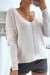 Grauer Pullover mit glänzendem V-Ausschnitt und durchbrochener Linienverzierung | 10,92 $ | OKKO MODE