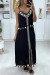 Longue robe noire avec broderie blanche et pompon | 6,83 $ | OKKO MODE