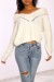 Suéter blanco de encaje con cuello en V y mangas caídas | 10,92 $ | OKKO MODE
