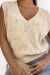 Chaleco sin mangas en V con trenzado - Color Camel | 10,92 $ | OKKO MODE