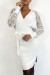 Robe cache-coeur blanche irisé à manches ajourées. | 10,92 $ | OKKO MODE
