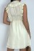 Vestido beige con detalles de volantes y bordado en la parte superior | 8,19 $ | OKKO MODE