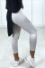 Legging corsaire gris matière brillante et extensible effilé à lavant | 1,14 $ | OKKO MODE