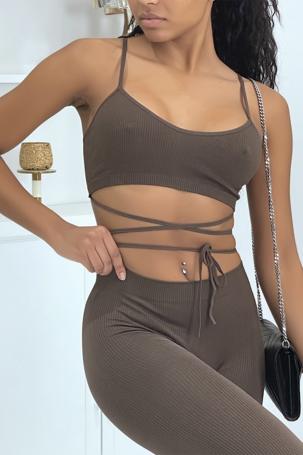 Ensemble moulant marron avec crop top à lacets - 5