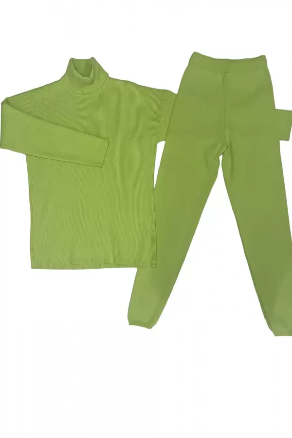Conjunto de suéter cuello alto y jegging en pistacho