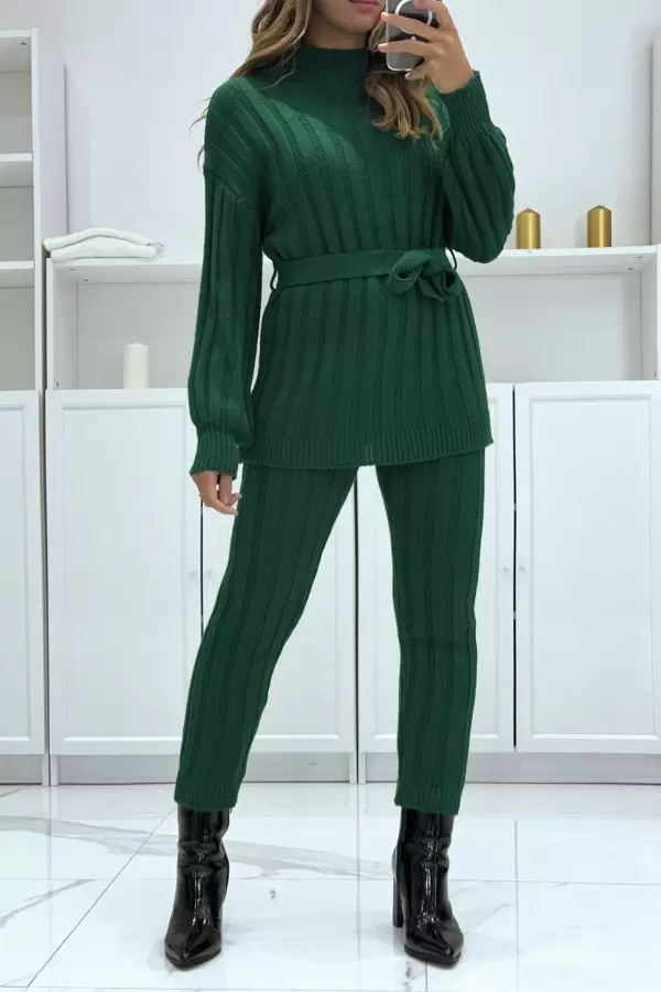 Green Knit Sweater and Pants Set for Winter Warmth