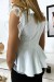 Blaue Bluse mit Volant und Tüll - Elegantes Damenoberteil in trendigem Design | 3,41 $ | OKKO MODE